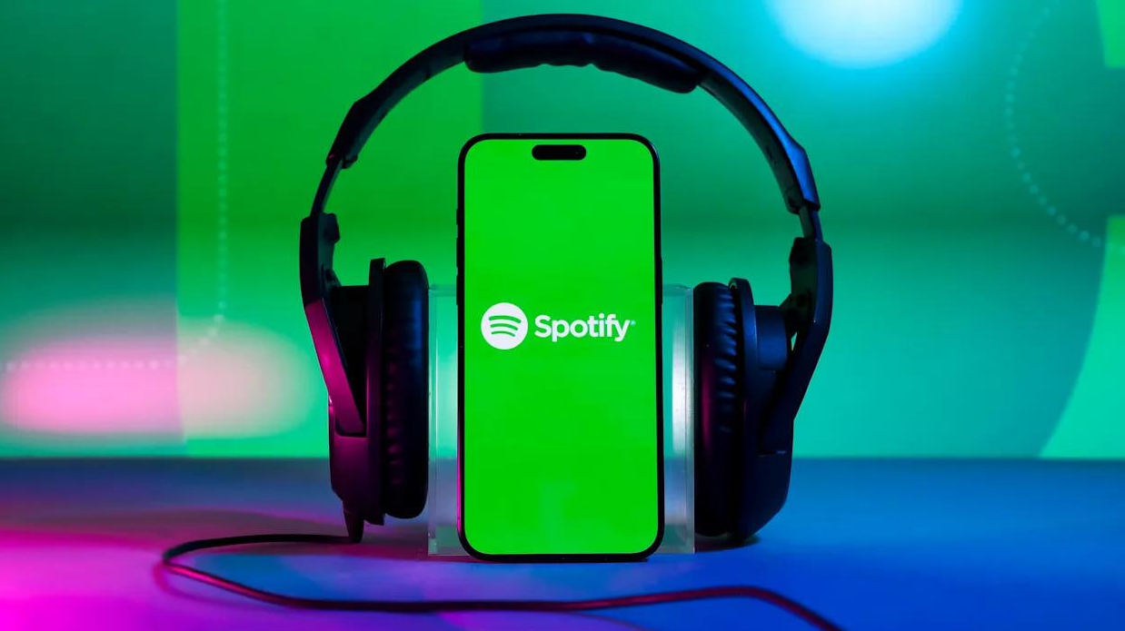 اسپاتیفای چیست و چگونه از Spotify Premium استفاده کنیم؟